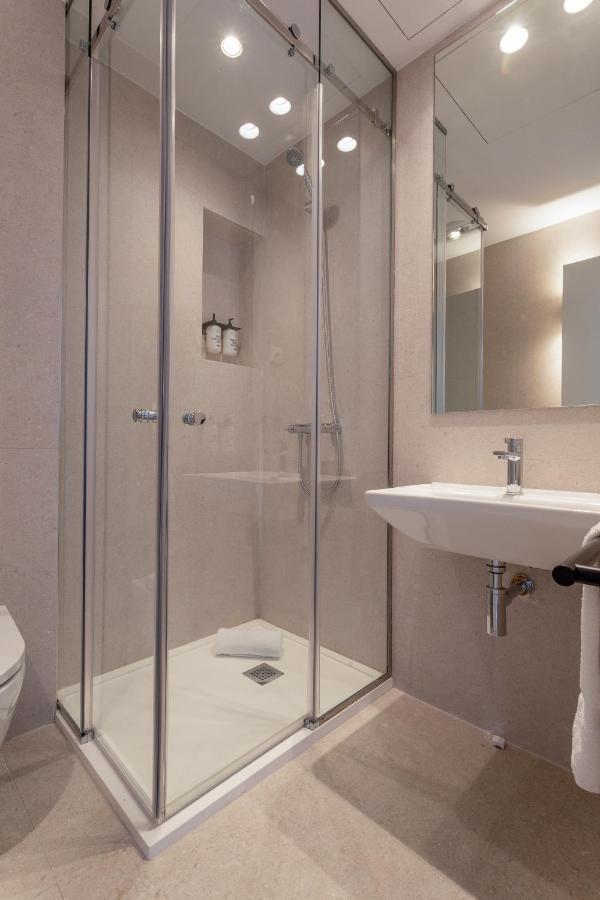 Uma Suites O'Donnell Madrid Exterior foto